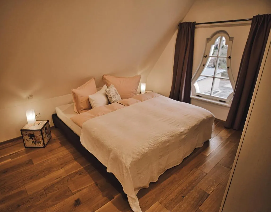 Holiday home Feriendomizil Villa Neidstein Neukirchen Bei Sulzbach-Rosenberg