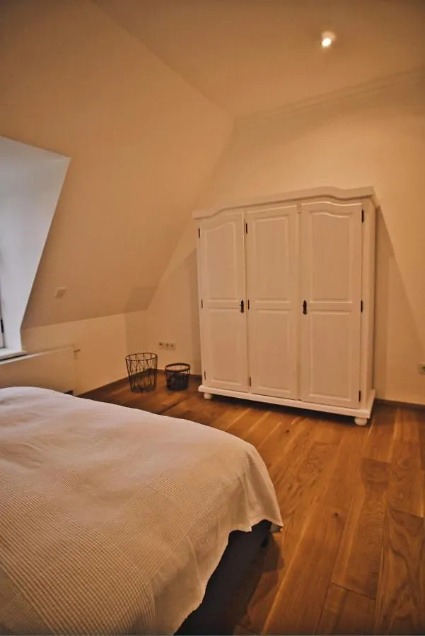 Holiday home Feriendomizil Villa Neidstein Neukirchen Bei Sulzbach-Rosenberg